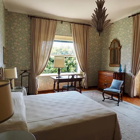 Casa Mondadori Bed & Breakfast