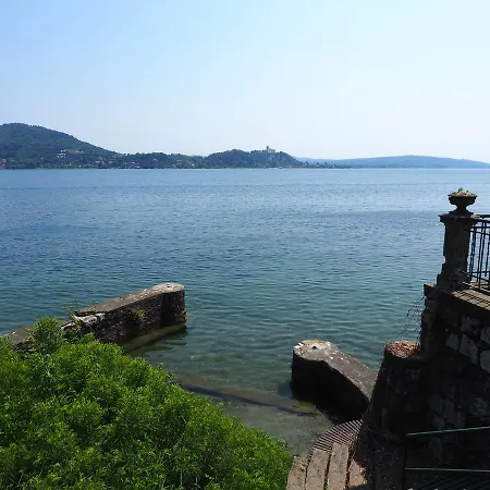 Casa Mondadori * Meina