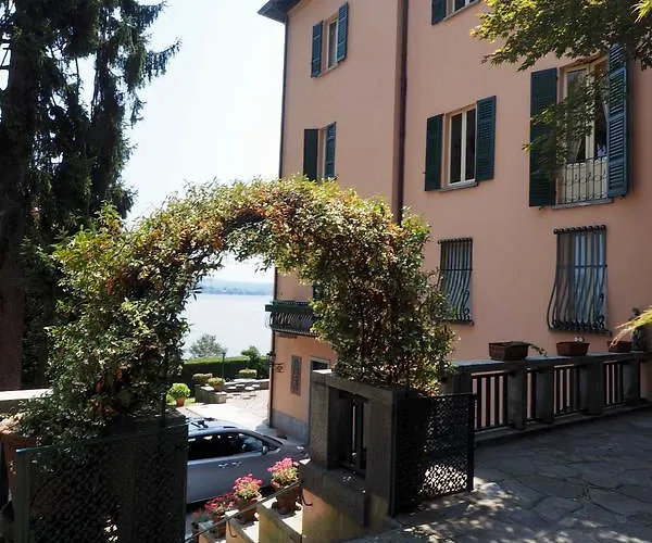 Casa Mondadori מאינה