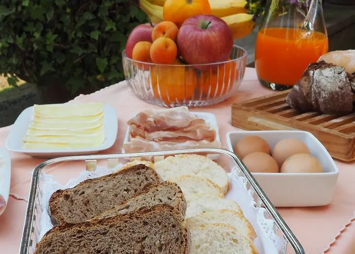 Nocleg ze śniadaniem Casa Mondadori *